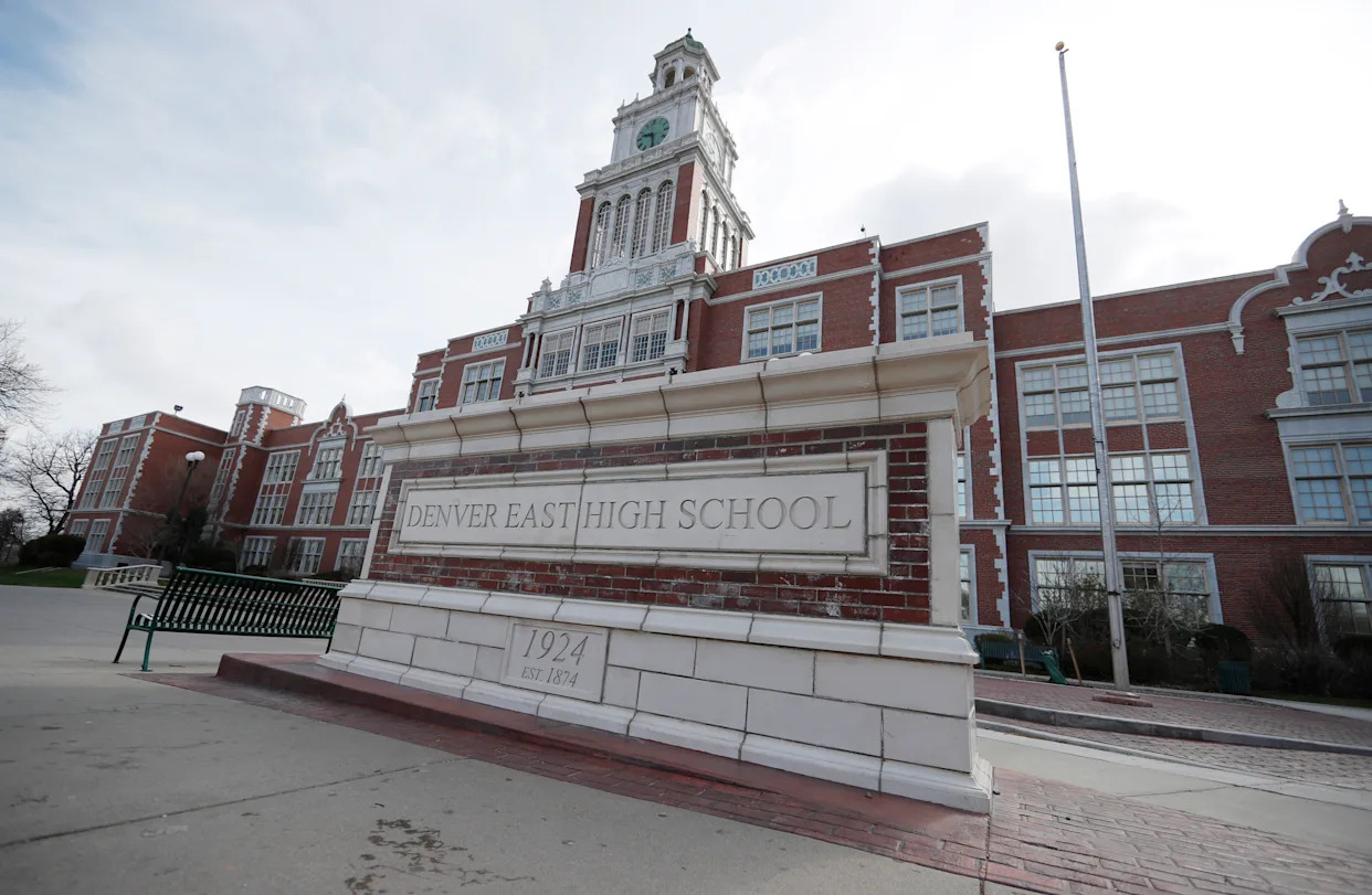 US Education Department says Denver school district's all-gender bathrooms violated Title IX