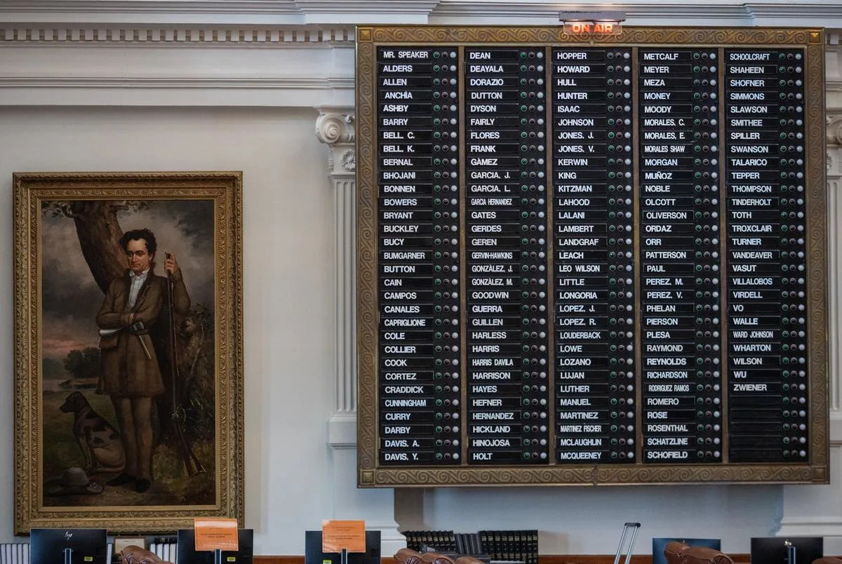 Live updates: Texas Legislature’s redistricting fight spills over onto national stage