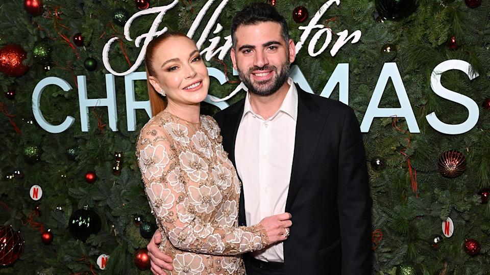 Lindsay Lohan y su marido en el estreno de Falling for Christmas
