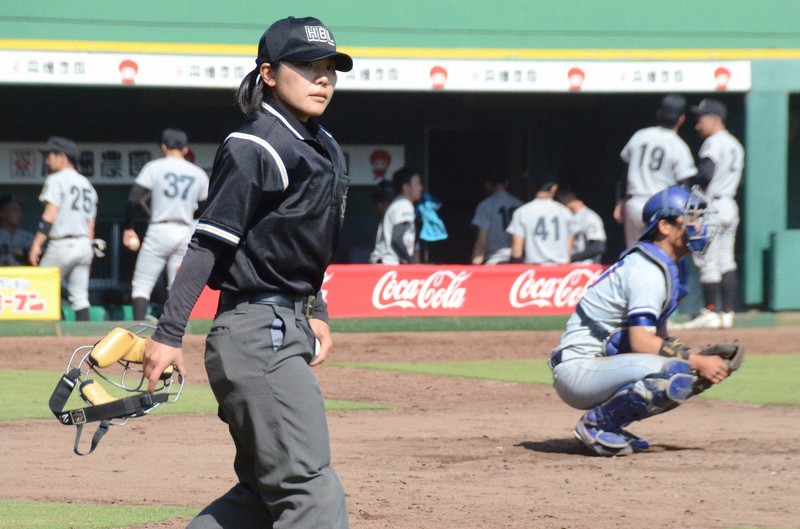 甲子園に「風穴」を開ける日はいつ？　女性審判、夢のデビューへ一歩