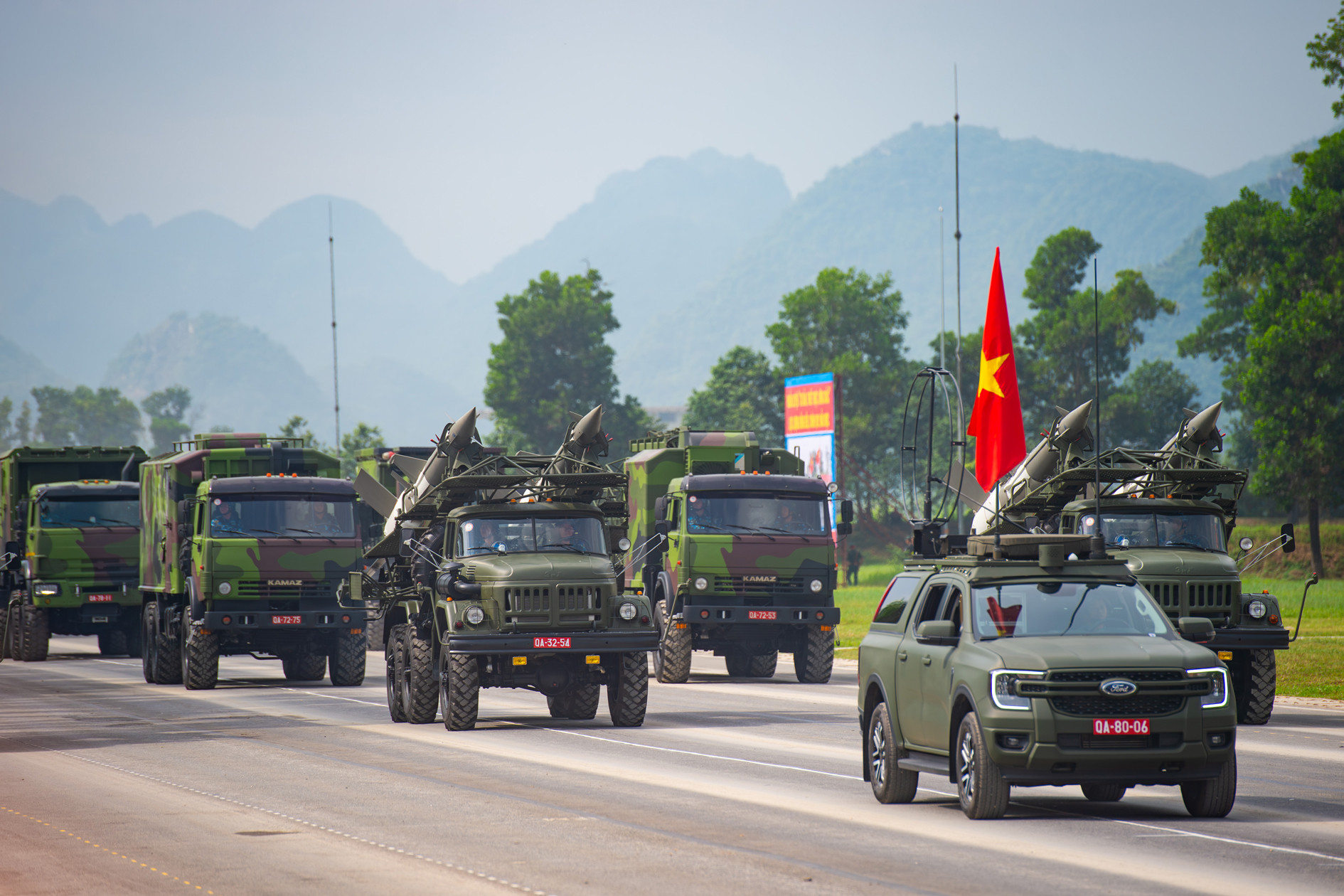 Những khí tài 'khủng' nhất của Viettel tham gia diễu binh A80
