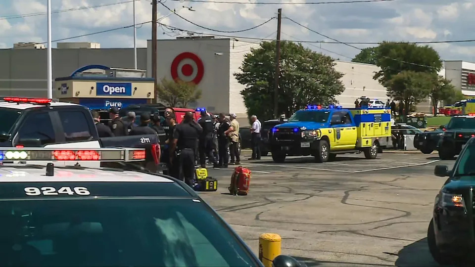3 killed in Austin Target shooting; suspect is detained