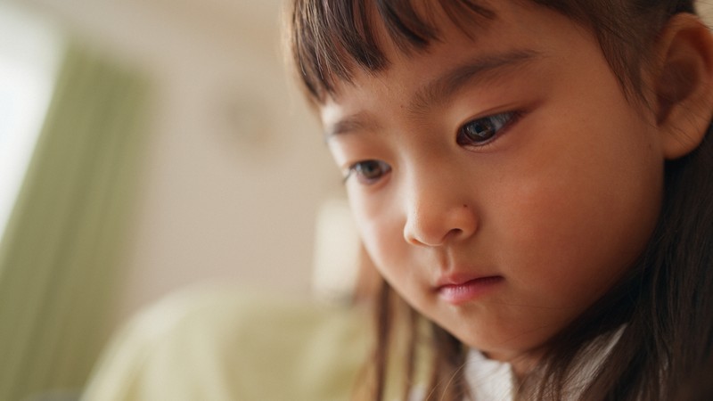「夏休みなんかなくなればいい」　物価高で広がる子供の体験格差