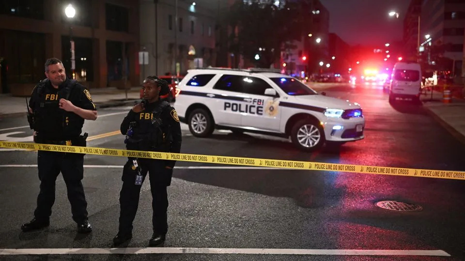 FBI agents cordon off the scene outside the Capital Jewish Museum following a shooting that left two people dead, in Washington, DC, in the early hours of May 22, 2025. - Alex Wroblewski/AFP/Getty Images