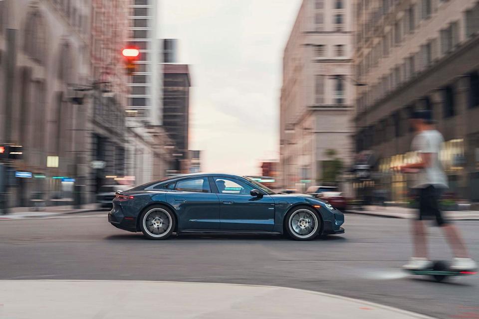 2025 porsche taycan turbo gt