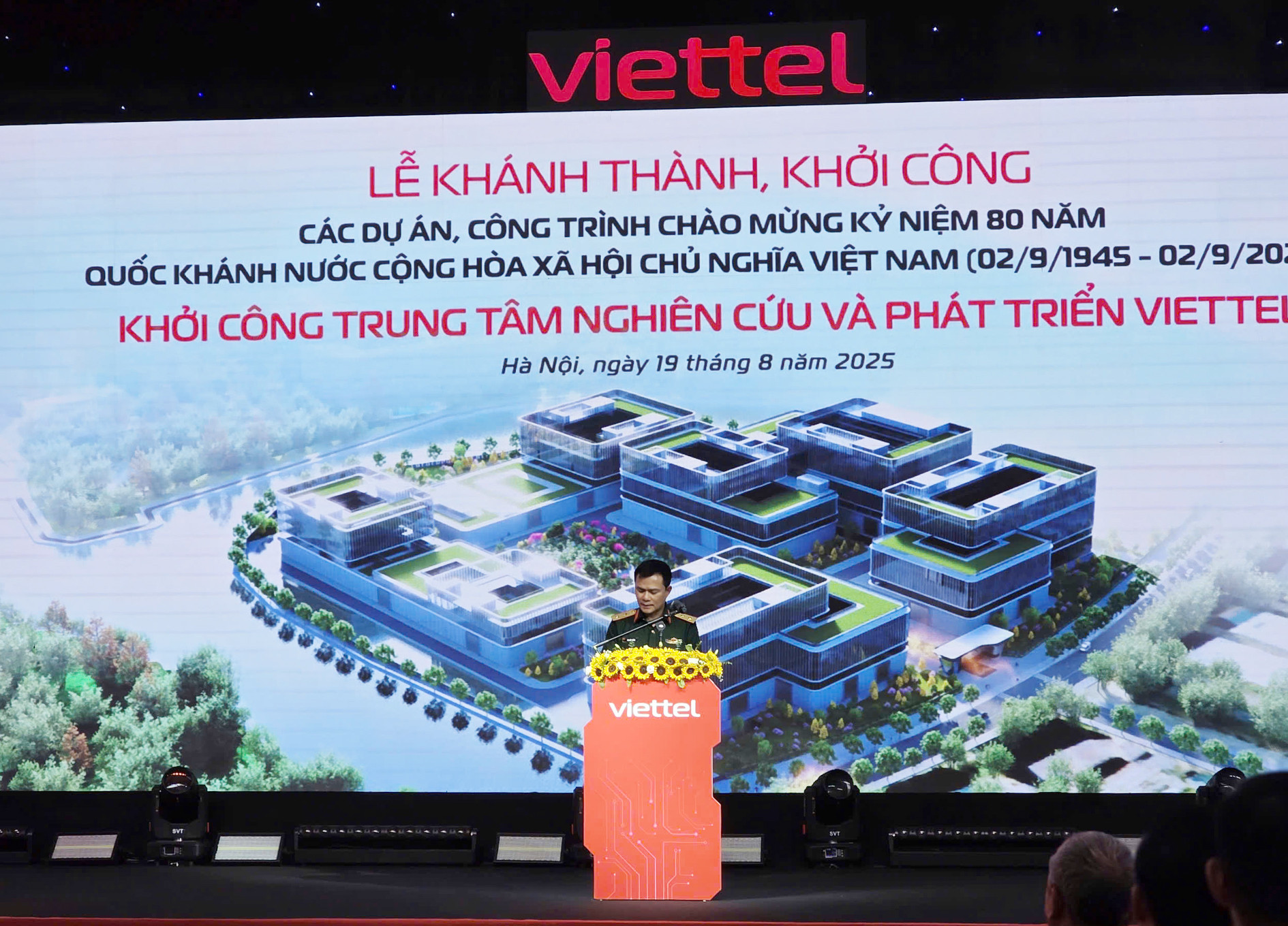 Trung tướng Tào Đức Thắng: 