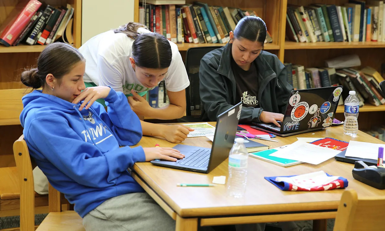 In Class and on TikTok, South Dakota Summer Interns Preserve Lakota Language