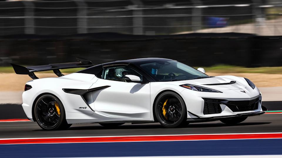 Thieves Steal Two C8 Corvette ZR1s From Bowling Green Assembly