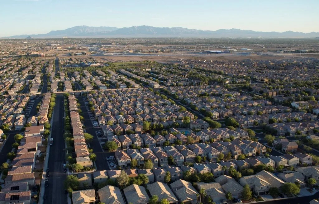 Nevada foreclosure rate leads nation while LV-Henderson comes in third among metros