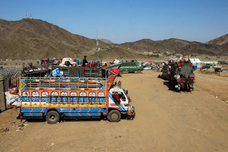 Pakistan starts deporting registered Afghan refugees, says UNHCR