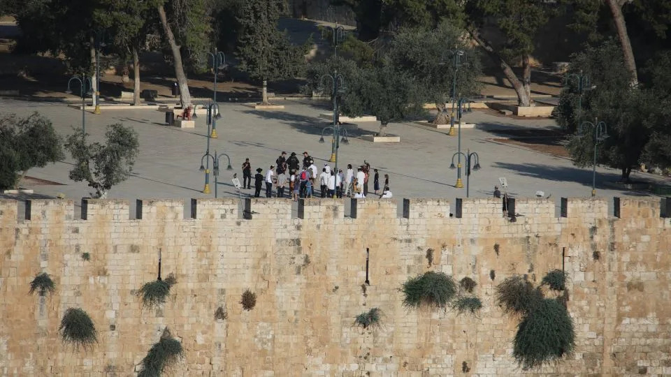 The worshippers prayed at the compound on Tisha B'Av, a Jewish day of mourning. - Anadolu/ Getty Images