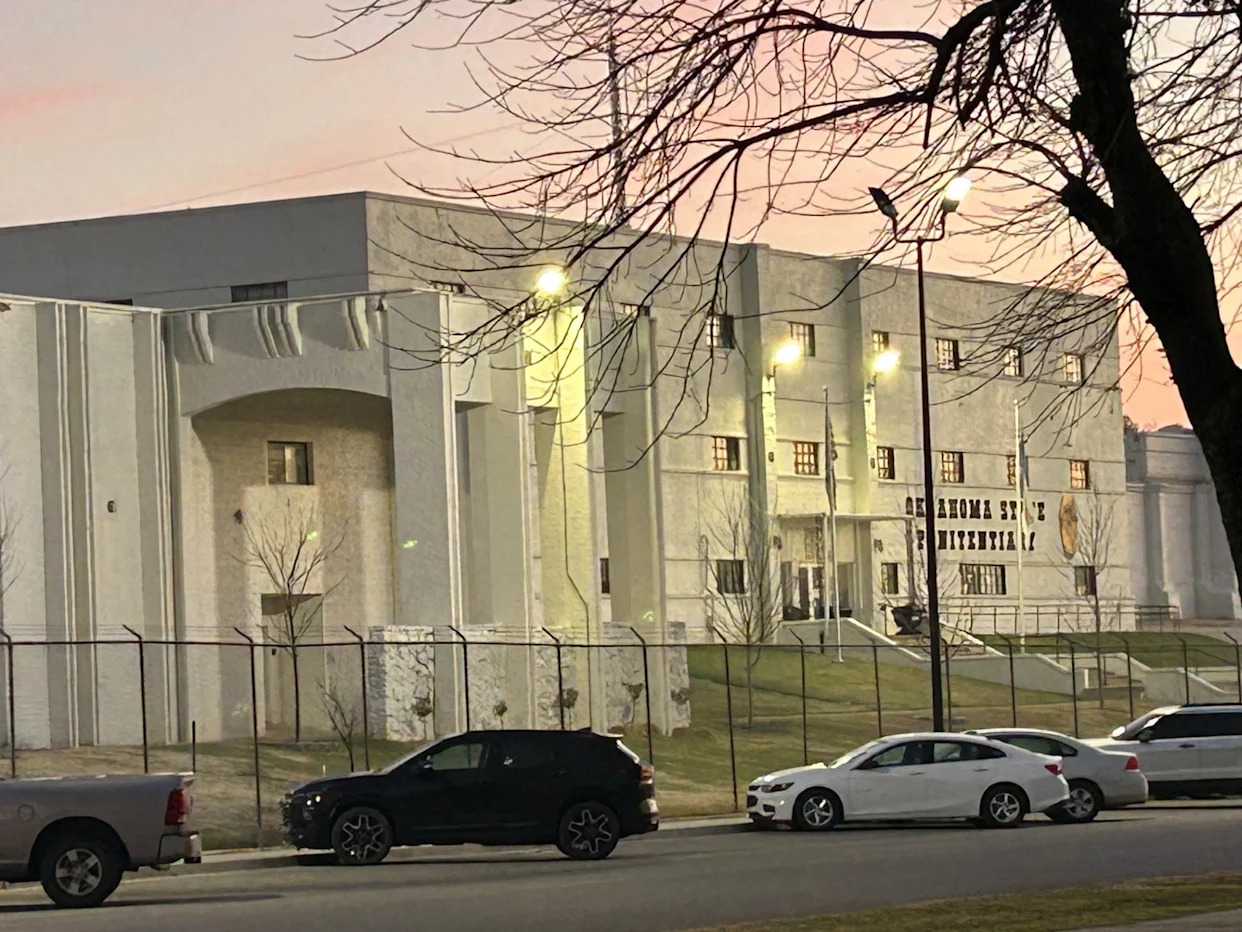 Who will Oklahoma execute next? A switch up is underway