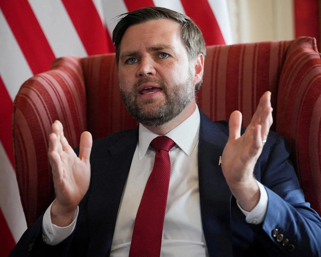 <span>US vice president JD Vance accused Joe Biden of doing “absolutely nothing” about the Epstein scandal when he was in the White House</span><span>Photograph: Kin Cheung/Reuters</span>