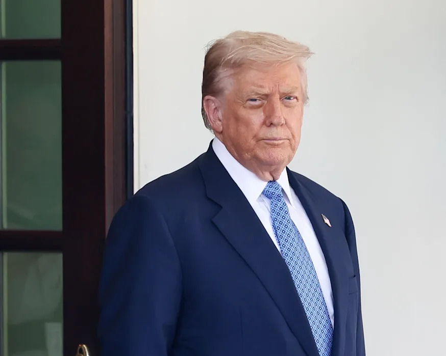 Trump orders homeless he passed en route to golf course to leave Washington DC