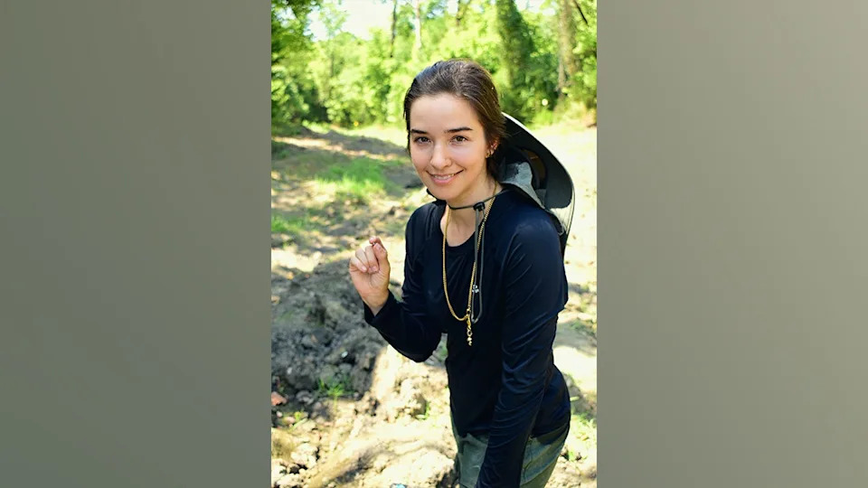 A New York woman recently discovered a 2.3-carat white diamond at an Arkansas state park while searching for one to place in her engagement ring.