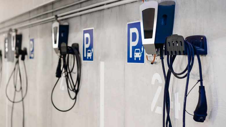 California Is Giving Incentives For Apartments To Install EV Chargers