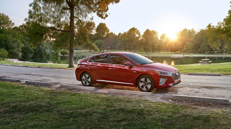 Hyundai Ioniq Hybrid 2022