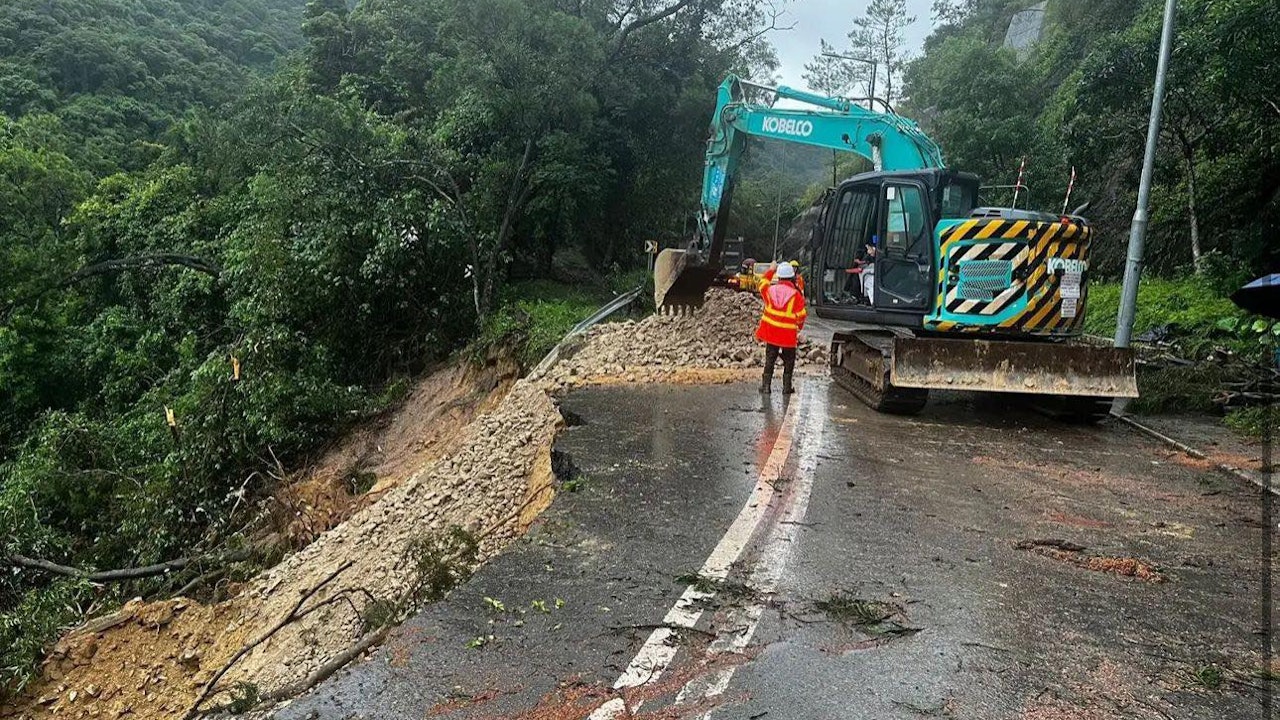 暴雨｜大埔新娘潭路近涌背仍全封　56K小巴特別班次加強服務