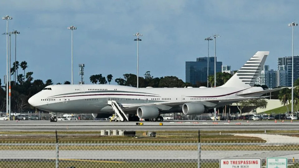This February 15, 2025 photo shows a Boeing 747 on the tarmac of Palm Beach International airport after US President Donald Trump toured the aircraft. - Roberto Schmidt/AFP/Getty Images