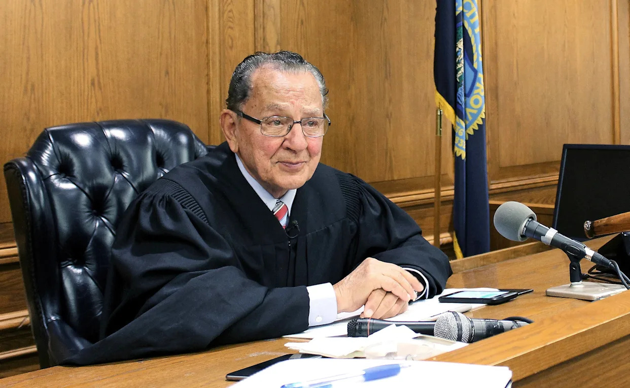 Frank Caprio, Rhode Island judge who drew a huge online audience with his compassion, dies at 88