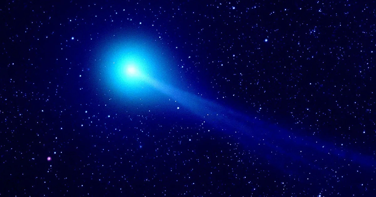Mysterious Object Hurtling Toward Us From Beyond Solar System Appears to Be Emitting Its Own Light, Scientists Find