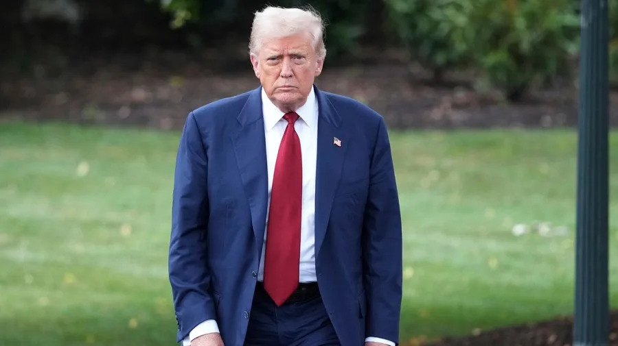 Economists blast Trump decision to fire BLS chief