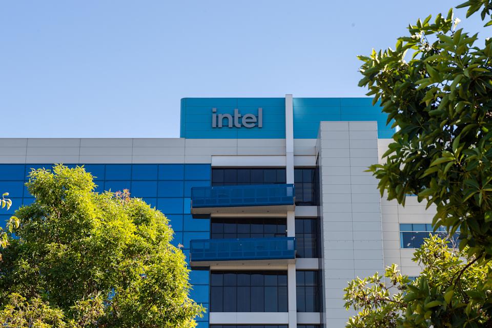 El control de Intel abre una brecha en Washington: ¿nacionalizar o impulsar los chips?