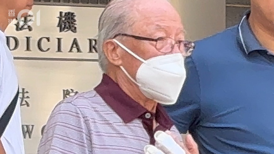 何伯涉向婦人噴殺蟲水案　控方改控襲擊罪　案押後至9.30再提訊