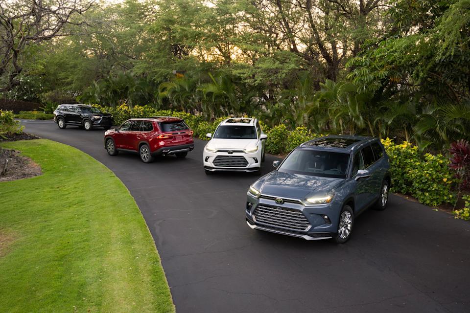 Toyota Offers Electrifying Grand Highlander Hybrid Lease Deal For August
