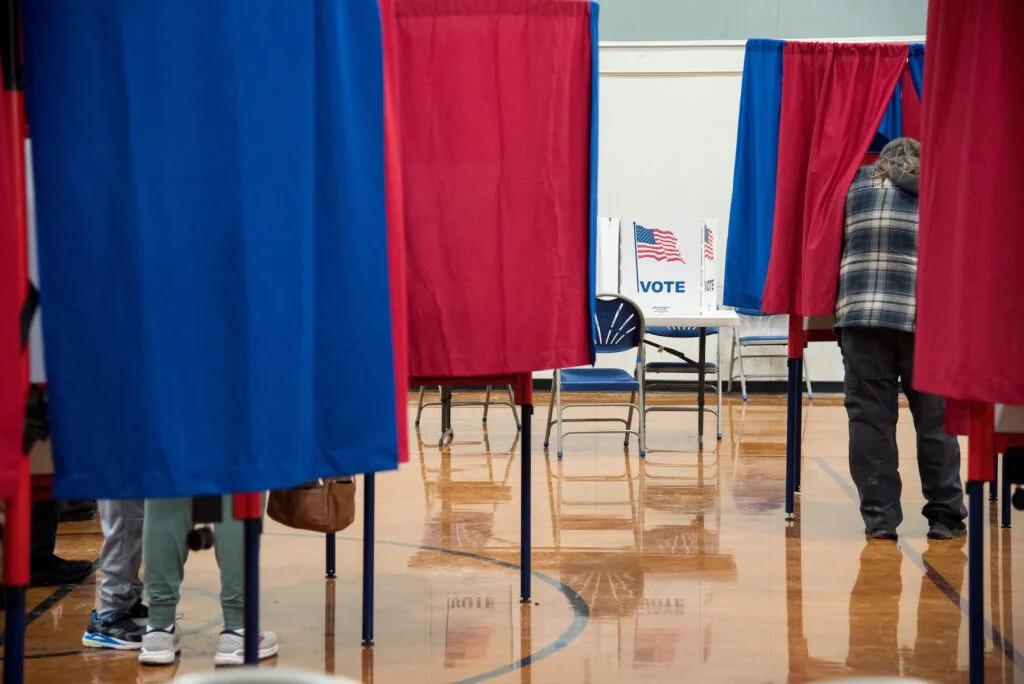 Michigan city will vote on whether to rewrite charter to create council wards