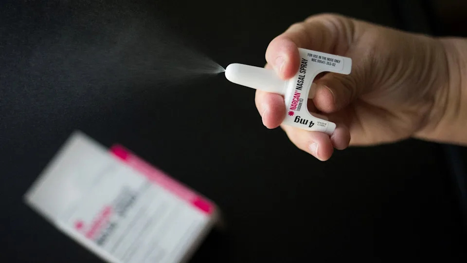 Narcan medication demonstration