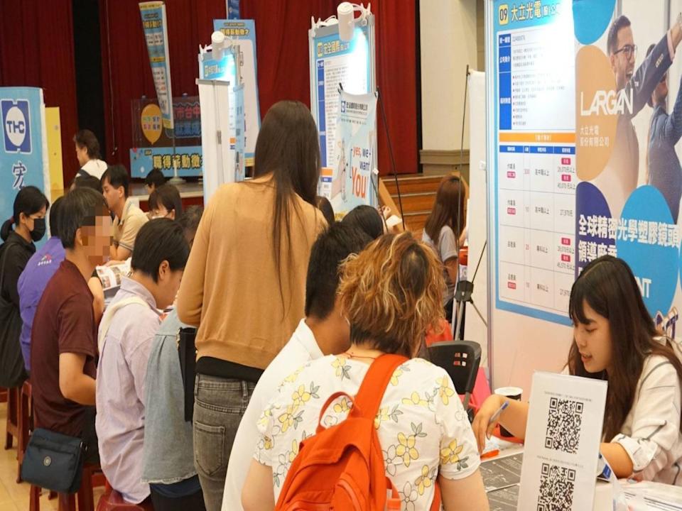 薪資上看9萬 中市府攜手中友百貨舉辦就博會8/30、8/31登場