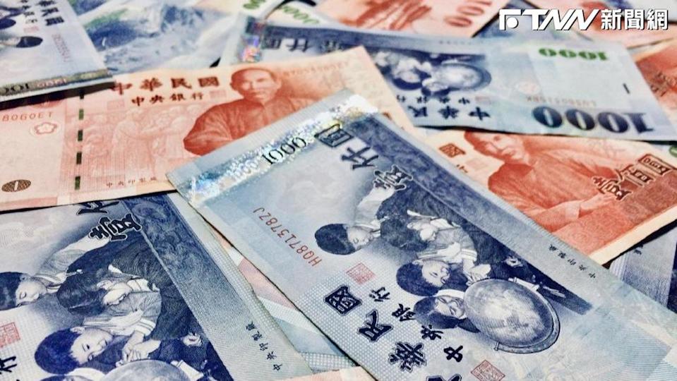星期一不想上班！薪水要漲了再撐一下「最低工資戰開打」 勞動部喊調漲4%才能抵通膨
