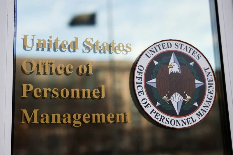 US tells federal agencies to remove records of employees' COVID vaccination status