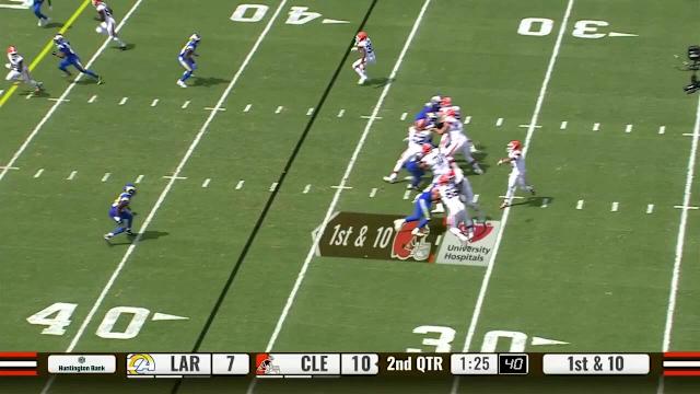 Browns QB Dillon Gabriel should be getting some of the attention paid to Shedeur Sanders