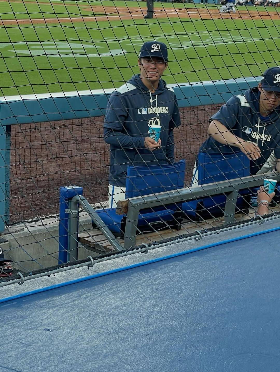 大谷翔平ホームランを名倉潤＆渡辺満里奈が現地観戦！試合中の山本由伸はカメラ目線の神対応！〝LA家族旅行〟ショットに「憧れの夫婦」「素敵な夏休み」の声