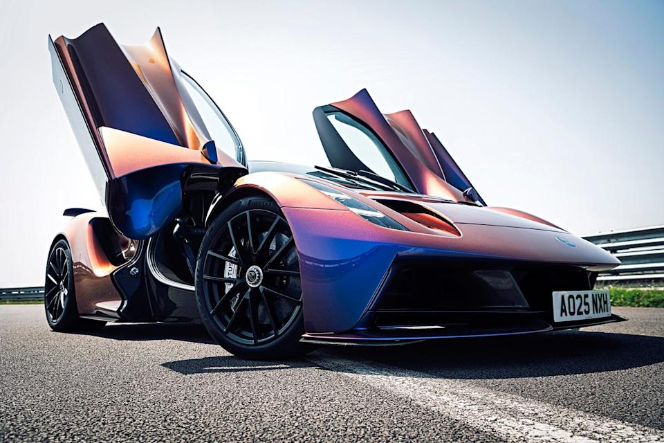 2025 lotus evija