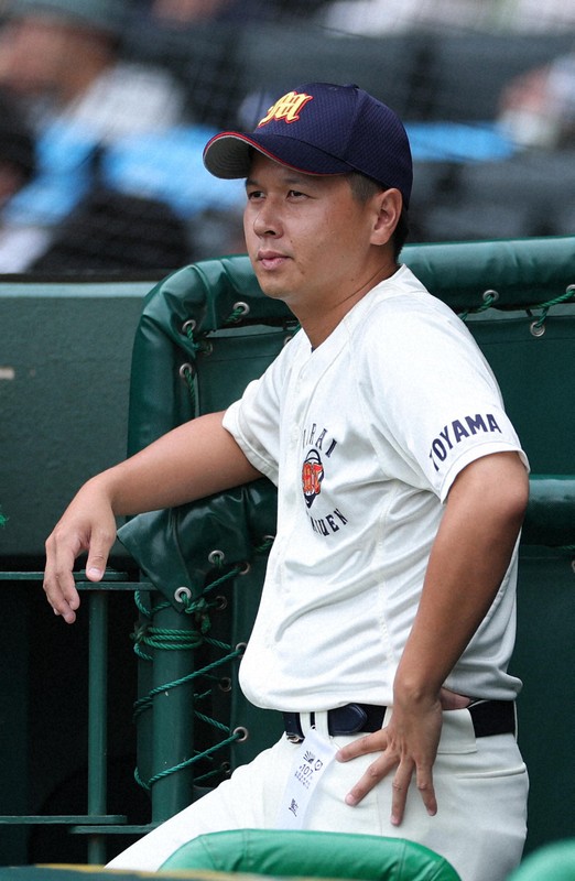 【高川学園－未来富山】未来富山の角監督＝阪神甲子園球場で2025年8月11日、前田梨里子撮影