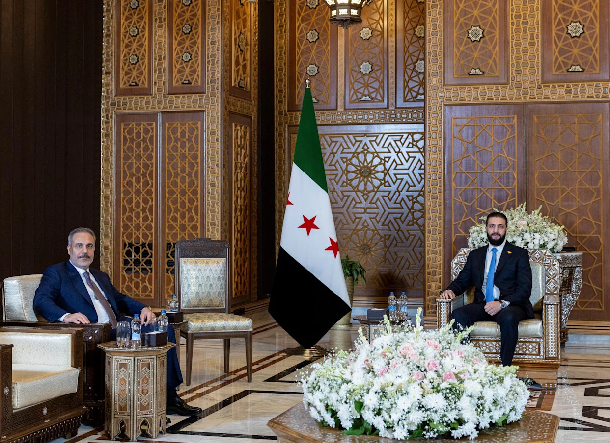 Turkish foreign minister meets Syrian interim president in the aftermath of sectarian violence