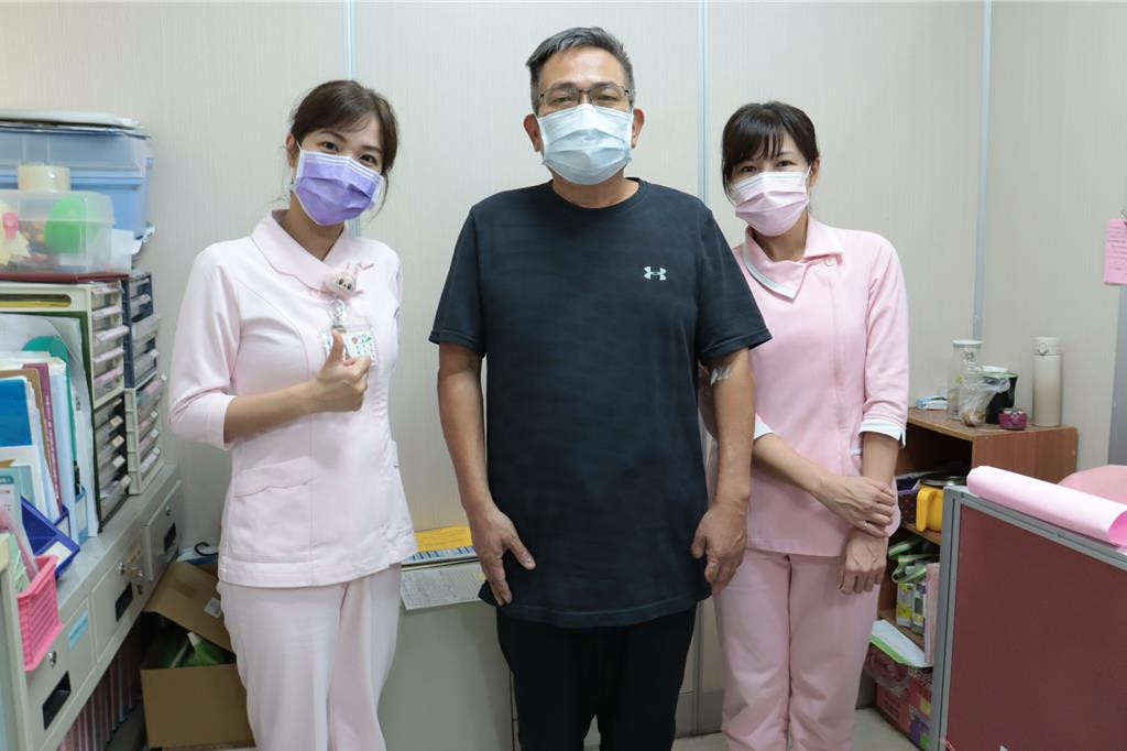 Sức khỏe báo động đỏ, chủ nhà hàng giảm cân thần tốc nhờ thay đổi nhỏ khi ăn