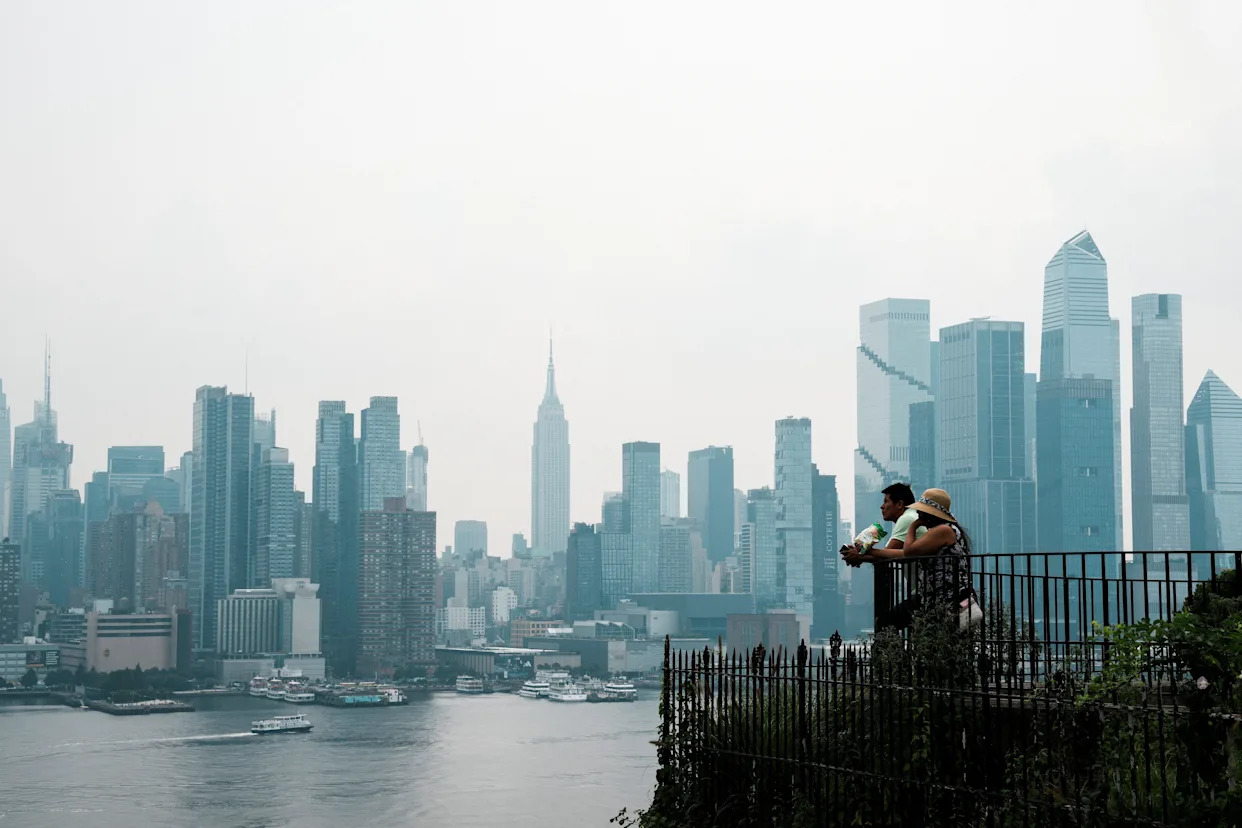 Canadian wildfire smoke pours into New Jersey. Is the air quality safe?