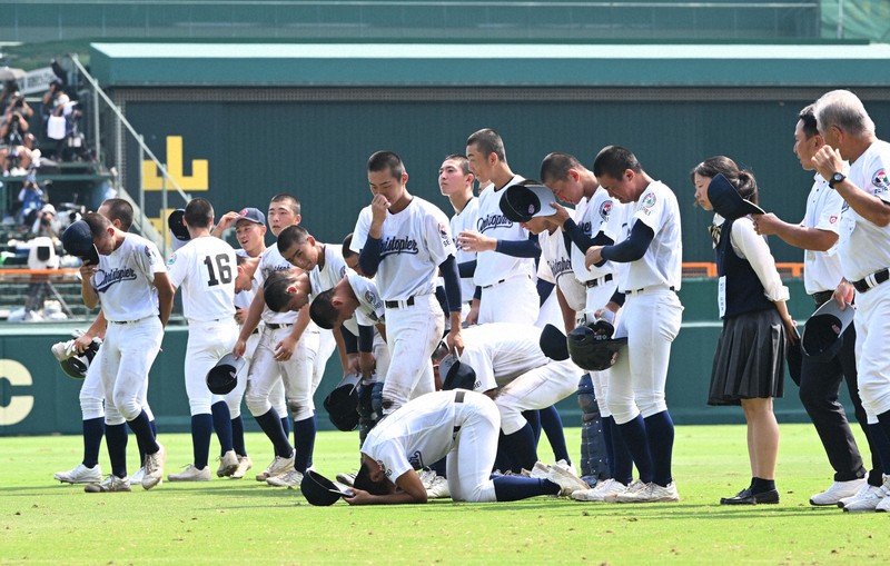 聖隷クリストファーに2000人が大声援　試合は一歩及ばず　甲子園