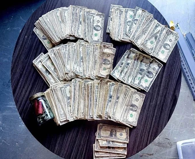 Kentucky mold cleanup team finds $5,000 hidden in home. Here's what they did for the owner