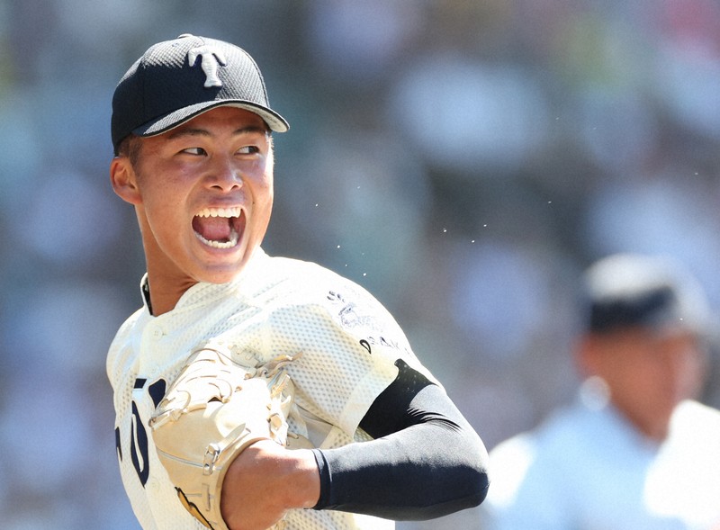 大阪桐蔭の中野大虎＝阪神甲子園球場で2024年8月8日、滝川大貴撮影