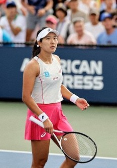 全米テニス　内島萌夏は2回戦敗退　ジョコビッチ、ペグラは順当勝ち