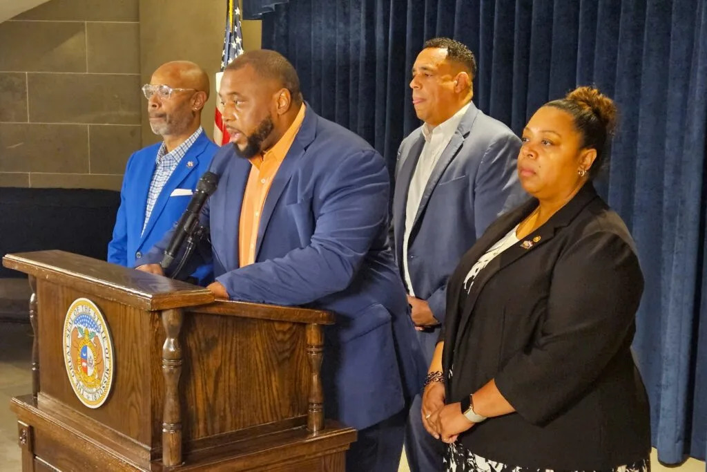 Black Missouri lawmakers vow to block Missouri GOP push for new congressional districts