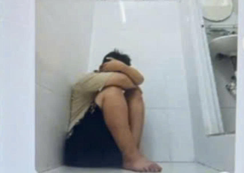 Sau bức ảnh con trai ở nhà nghỉ, gia đình bị ép chuyển tiền vào tài khoản tên 'Lelenguyen'