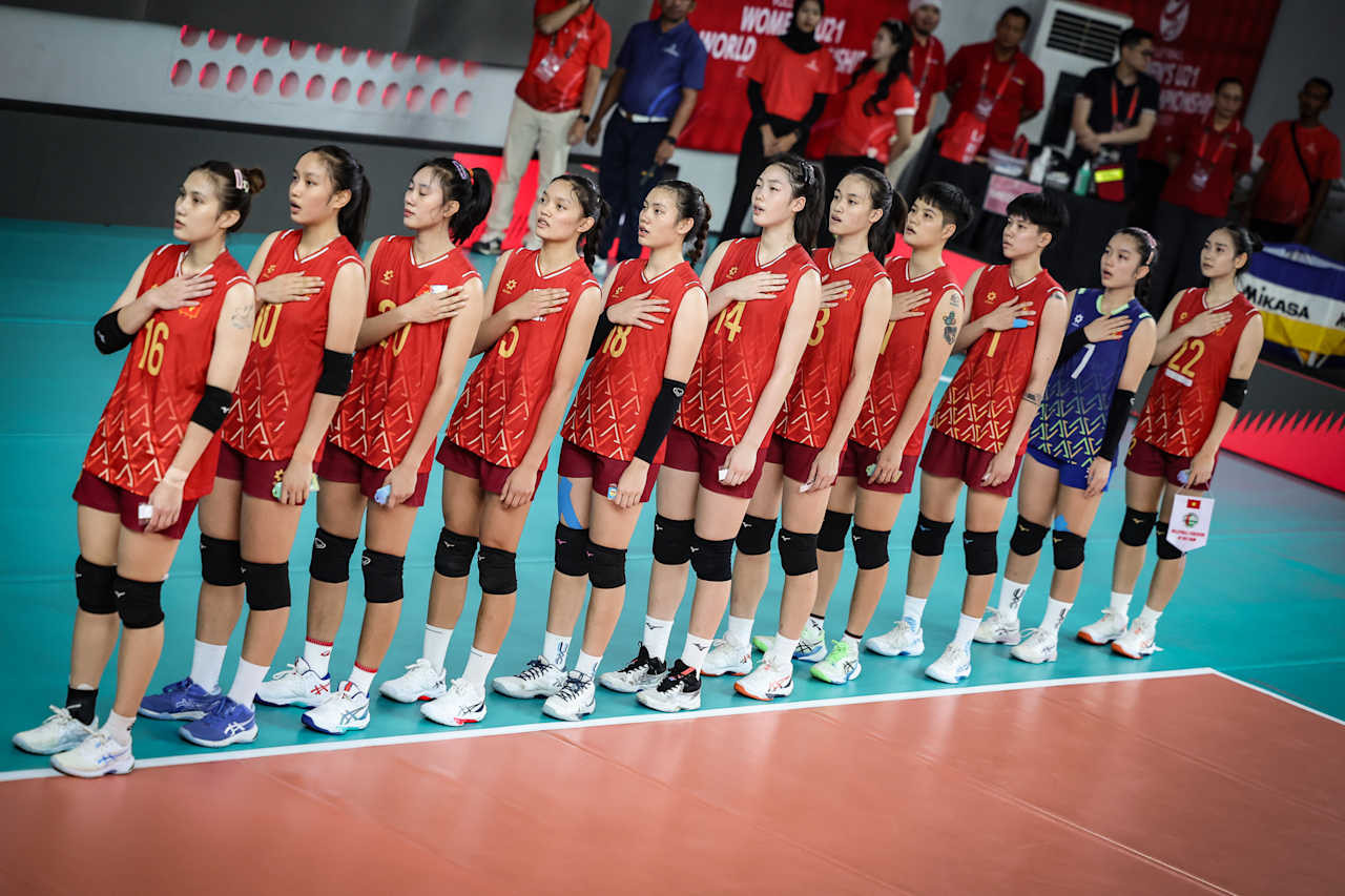 Hình ảnh U21 Việt Nam chiến đấu kiên cường sau án phạt ở giải thế giới