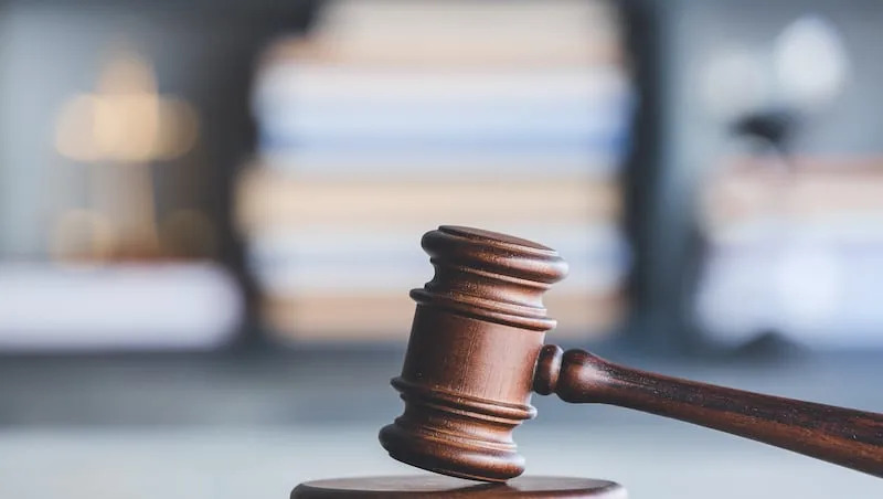 Minnesota teacher charged with sharing marijuana vape with students during Utah field trip
