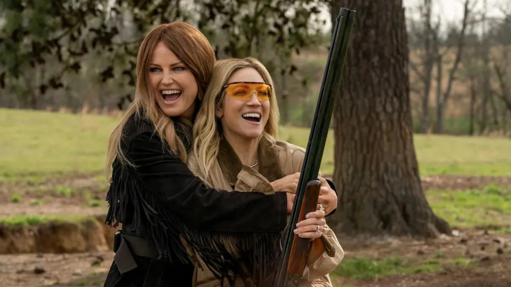 Margo (Malin Akerman) and Sophie (Brittany Snow) in "The Hunting Wives" (Credit: Lionsgate)